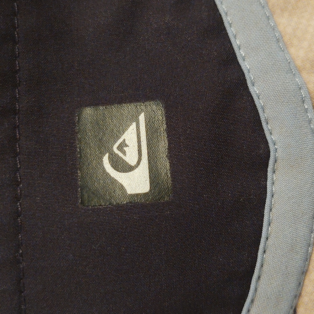 Bundle Of 2 USED Quiksilver Board Shorts Size XS/27 - Picture 13 of 16
